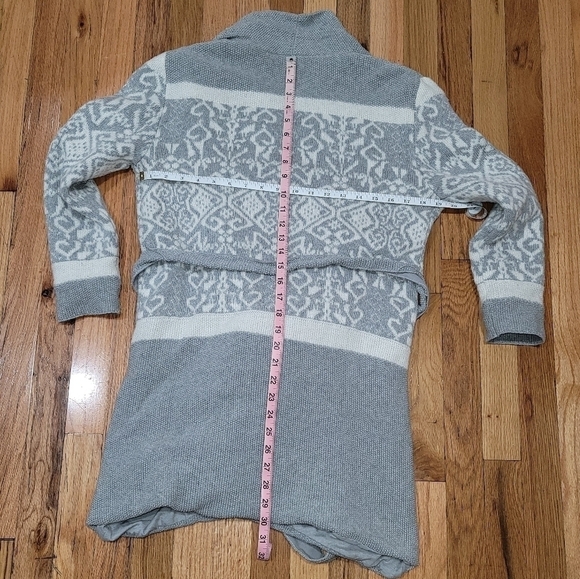 🎉Sale🎉 Lemon Brand Robe - Picture 10 of 12